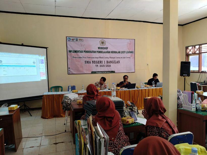 Workshop implementasi SIGMA di SMA Negeri 1 Bangilan
