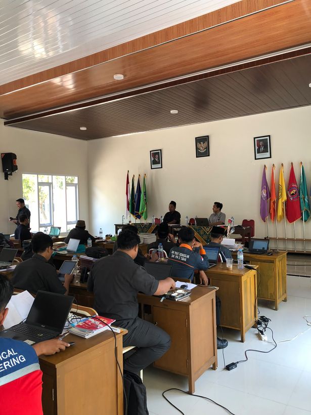 Kegiatan pendampingan SIGMA di aula sekolah